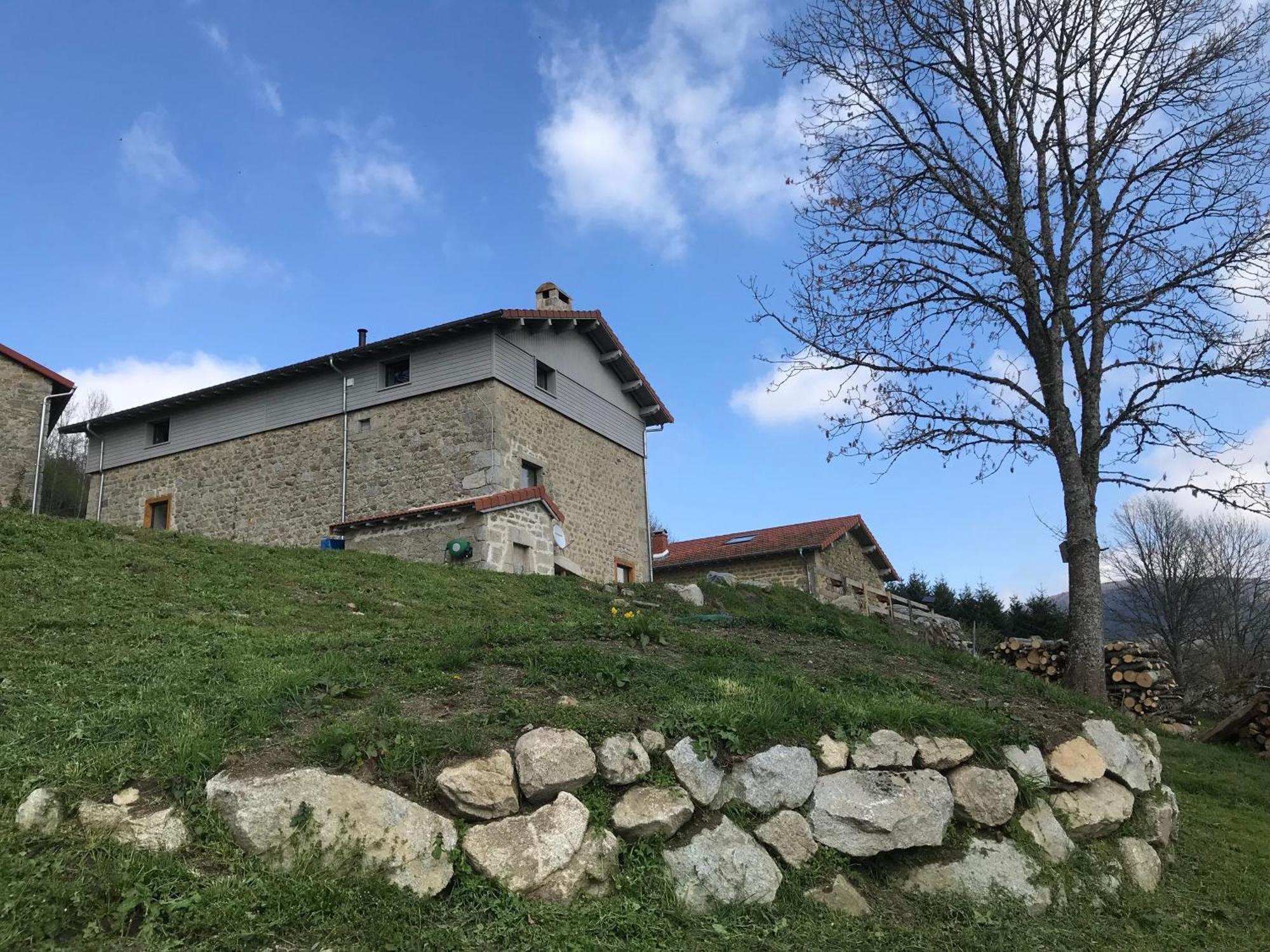 La Source D'En Haut Valcivieres Luaran gambar